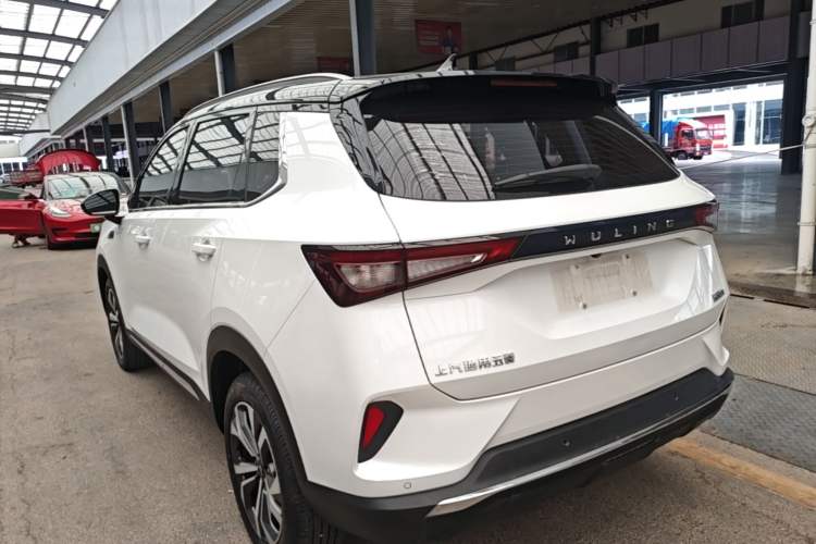 Wuling Asta 2021 — фото 4