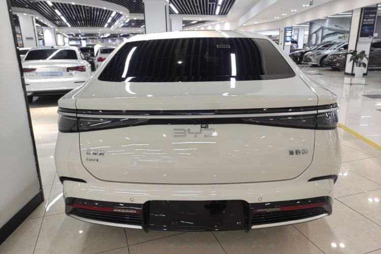 BYD Seal 07 2025 — 5