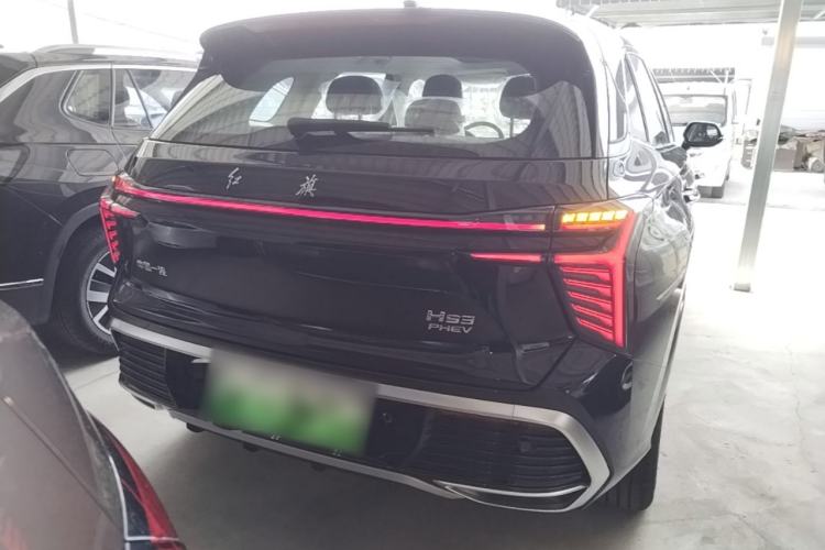 Hongqi HS3 2025 — 5