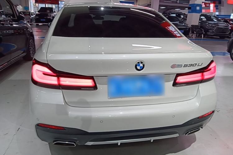BMW 530Li 2022 — 5