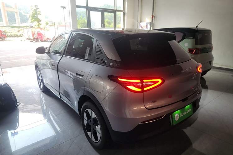 Geely Galaxy Geome 2025 — фото 4