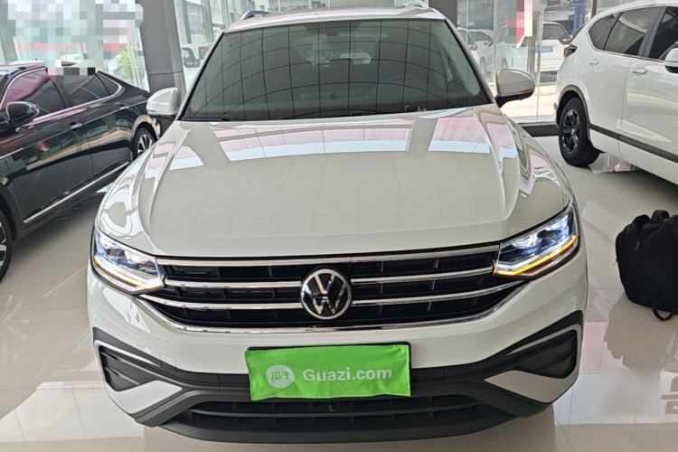 Volkswagen Tiguan L 2023 — 2