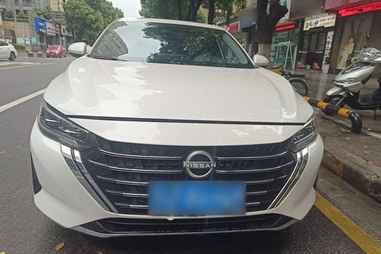 Nissan Sentra 2023 — 2