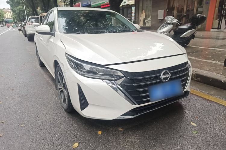 Nissan Sentra 2023 — 3