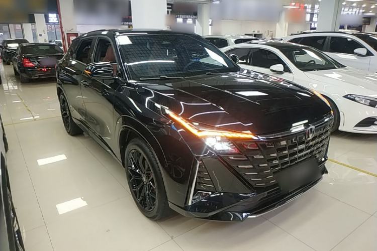 ChangAn UNI-Z 2025 — 3