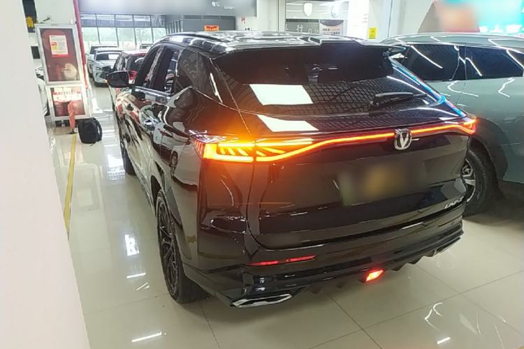 ChangAn UNI-Z 2025 — 4