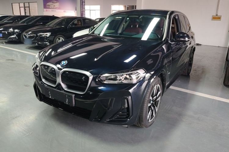 BMW iX3 2023 — фото 1