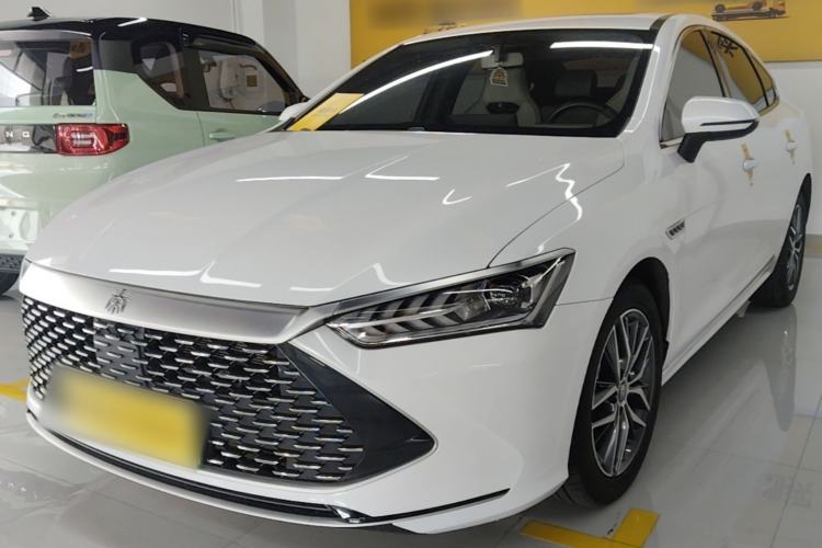 BYD Qin Plus 2023 — фото 1