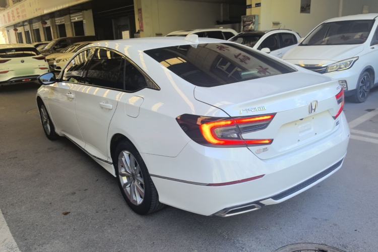 Honda Accord 2022 — 4