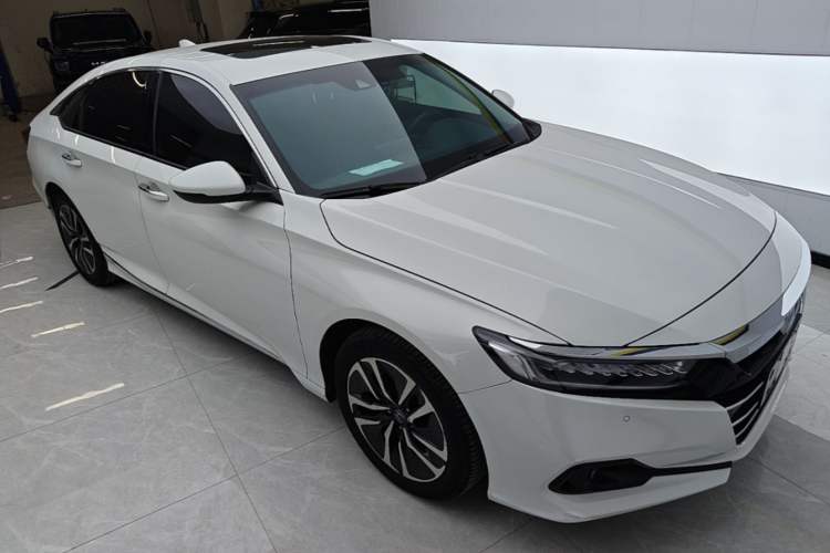 Honda Accord 2022 — фото 3