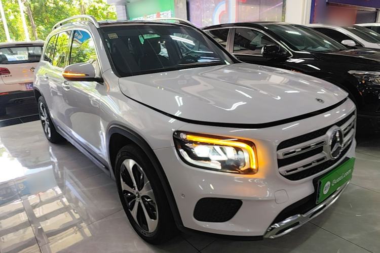 Mercedes-Benz GLB 200 2021 — 3