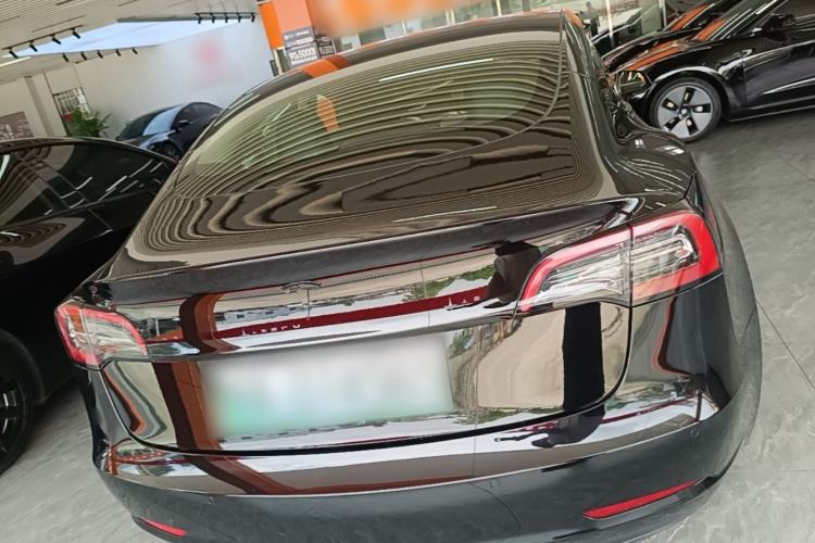 Tesla Model 3 2022 — 5
