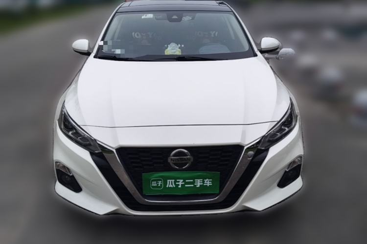 Nissan Altima 2020 — фото 2