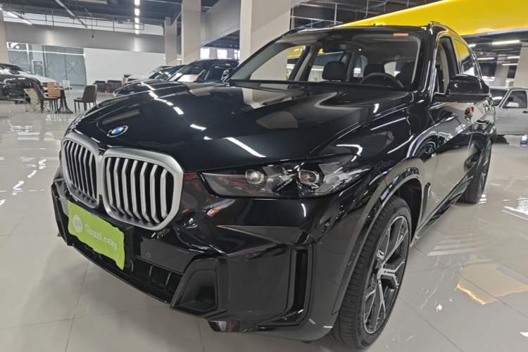 BMW x5 2025 — фото 1