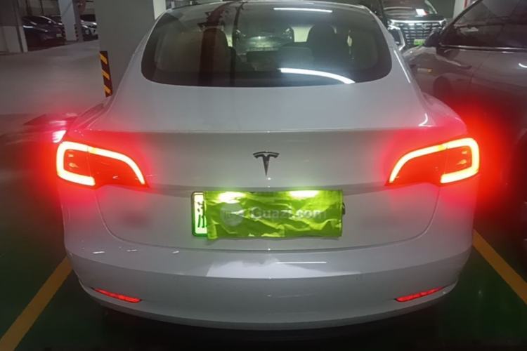 Tesla Model 3 2022 — 5