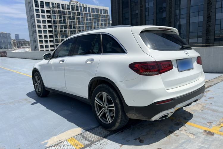 Mercedes-Benz GLC 260 L 2021 — фото 2