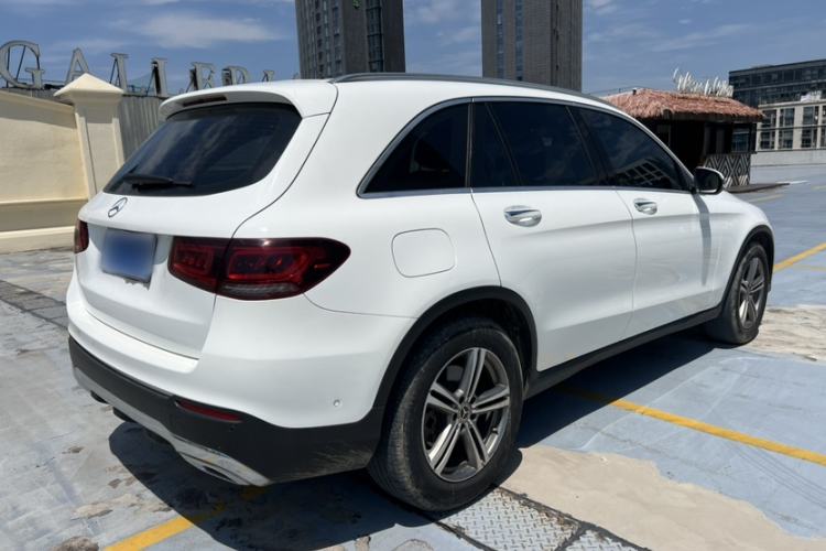 Mercedes-Benz GLC 260 L 2021 — фото 3