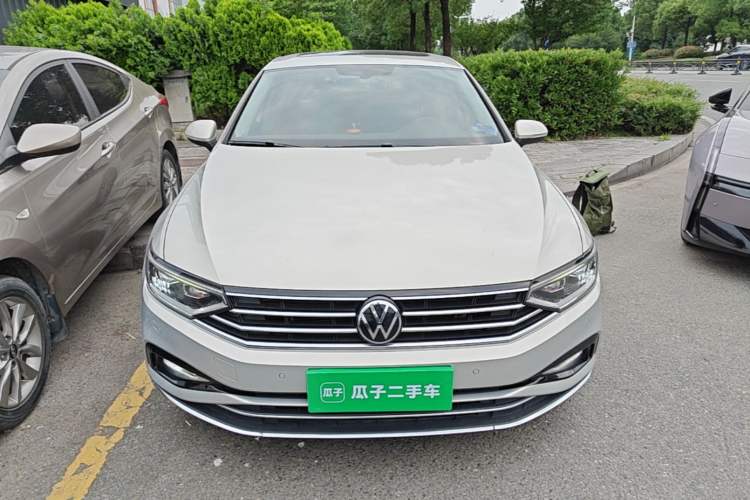 Volkswagen Magotan 2020 — 2
