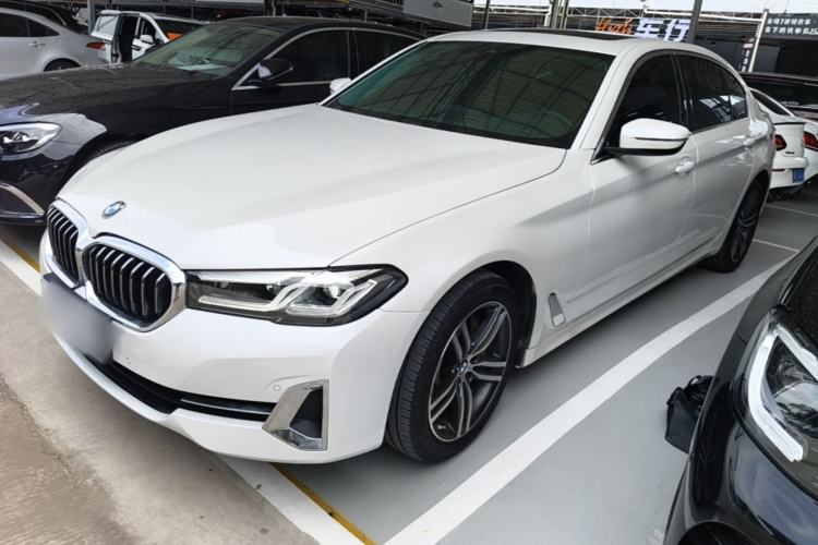 BMW 530Li 2023 — фото 1