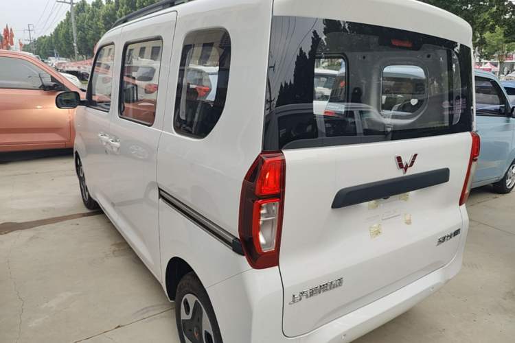 Wuling Zhiguang 2025 — 4