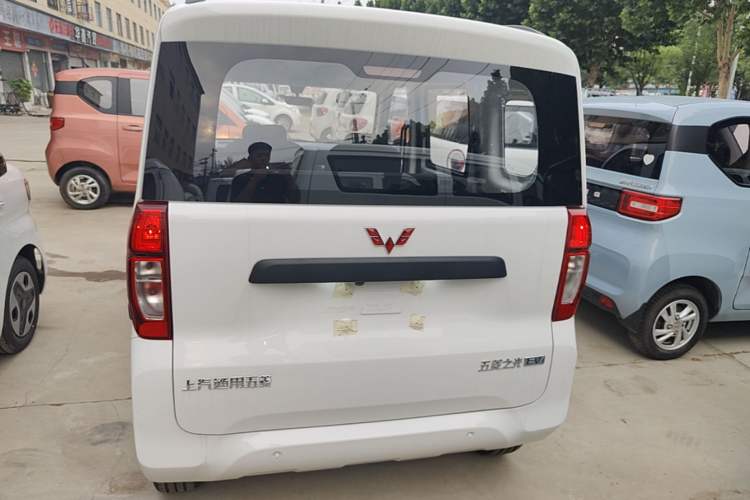 Wuling Zhiguang 2025 — 5