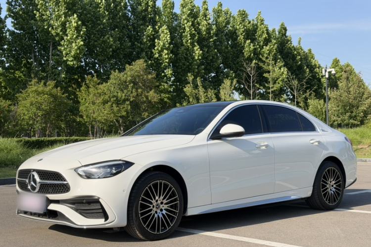 Mercedes-Benz C 260 L 2025 — фото 1