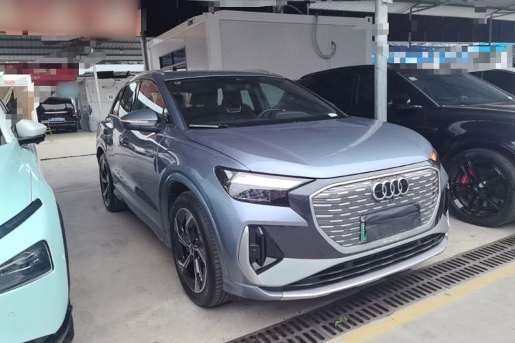 Audi Q4 e-tron 2024 — 3