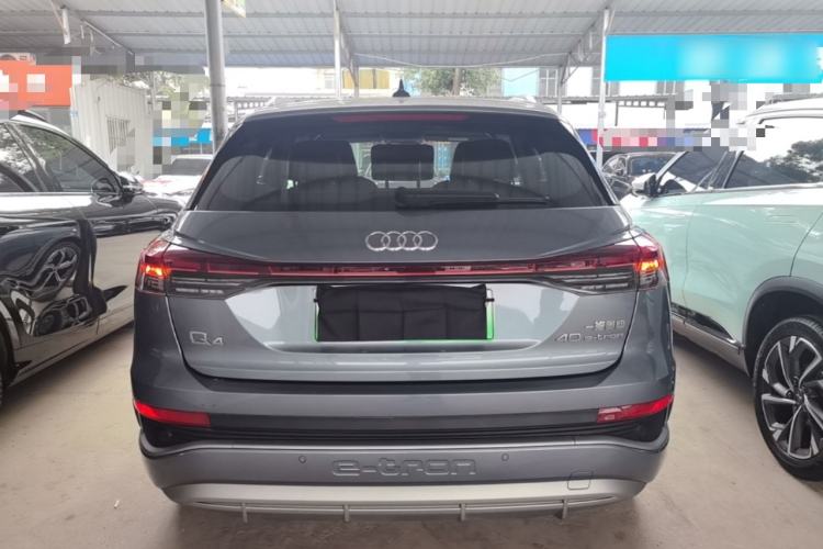 Audi Q4 e-tron 2024 — 5