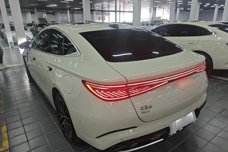 BYD seal 07 dm i 2025 — фото 4
