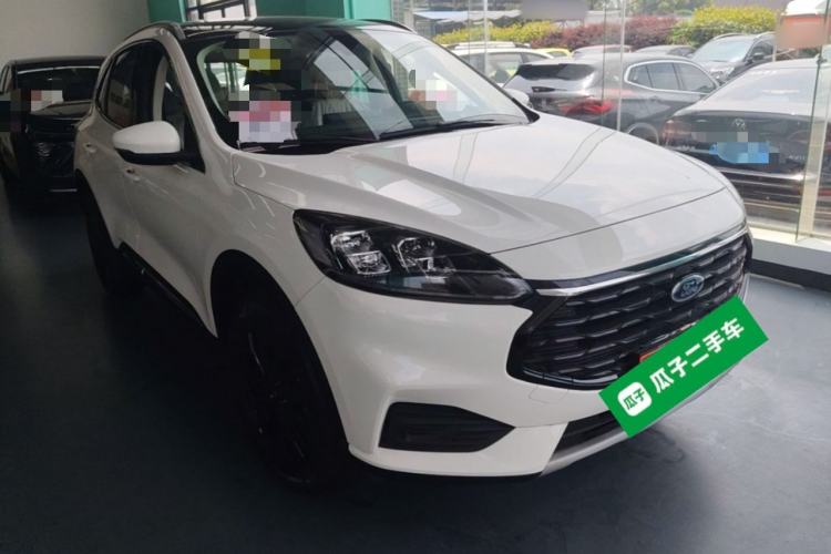 Ford Escape 2024 — 3