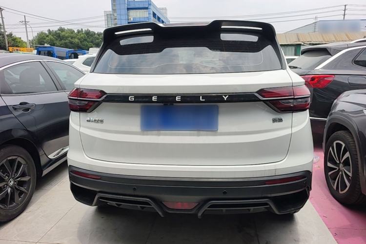Geely Coolray 2025 — 5