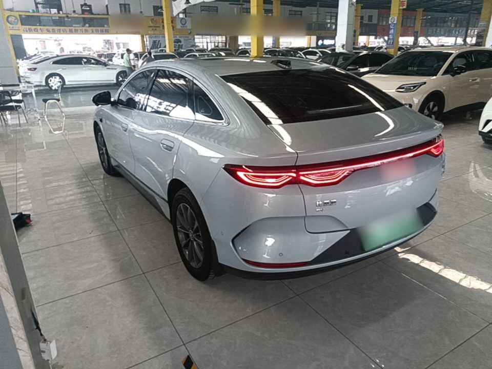 BYD Qin L 2025 — фото 4