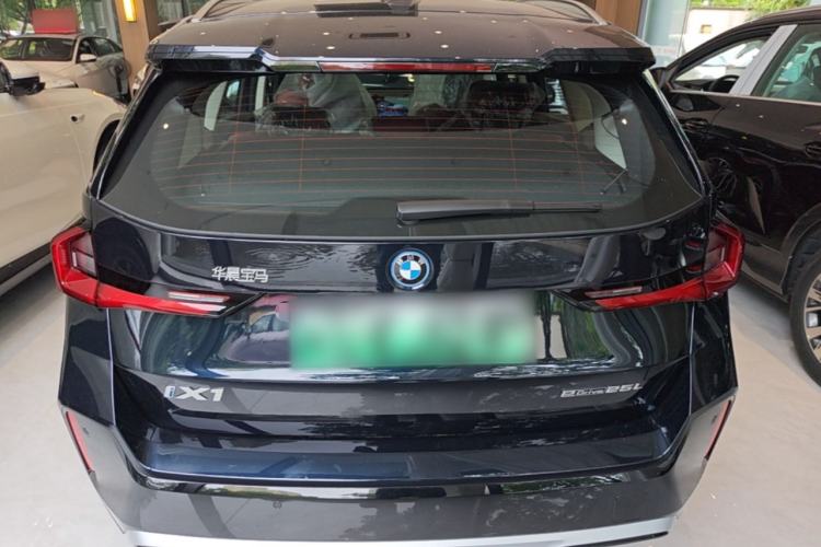 BMW iX1 2026 — 5