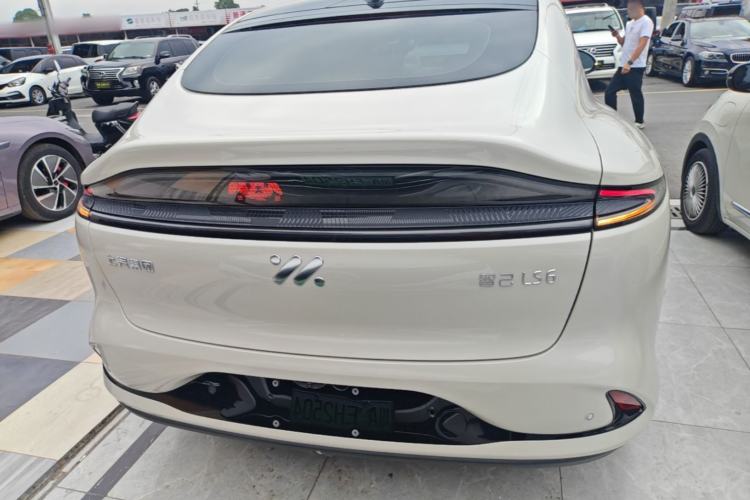 IM LS6 2025 — 5
