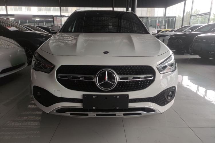 Mercedes-Benz GLA 220 2022 — 2