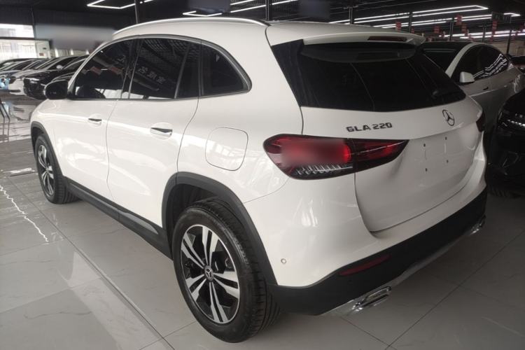 Mercedes-Benz GLA 220 2022 — 4