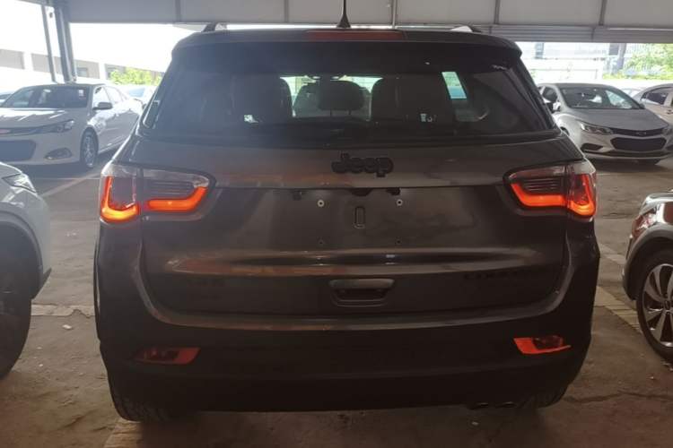 Jeep Compass 2020 — 5