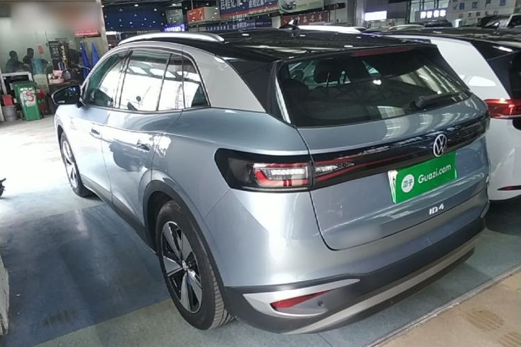 Volkswagen ID.4 2025 — 4