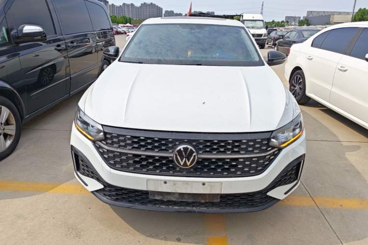 Volkswagen Lavida 2023 — 2