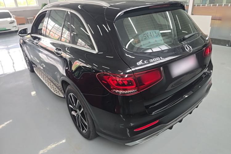 Mercedes-Benz GLC 300 L 2020 — фото 4