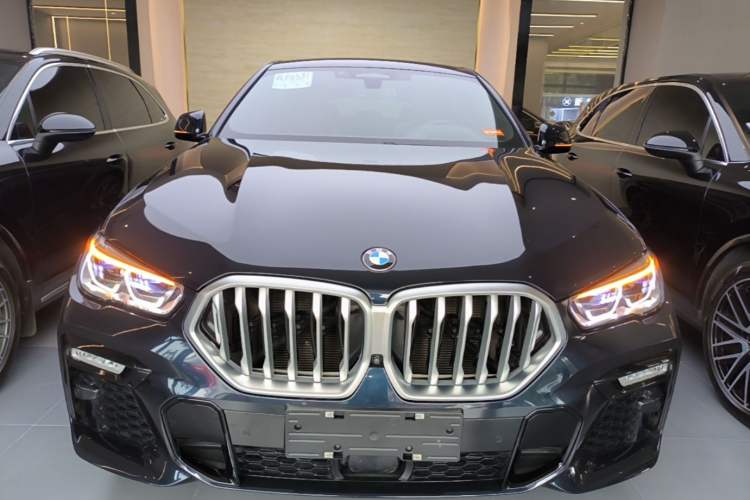 BMW X6 2021 — 2