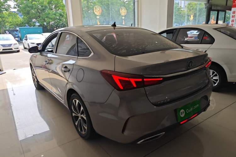 ChangAn Eado 2021 — 4