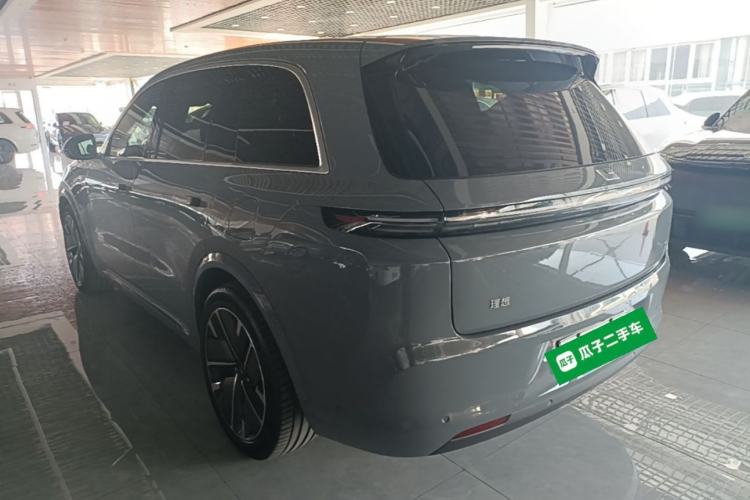 Li Auto L8 2025 — 4