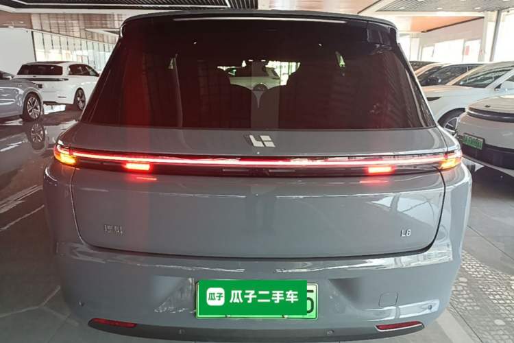 Li Auto L8 2025 — 5