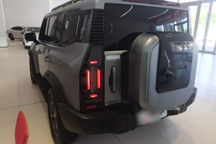 Jetour Traveler 2023 — 4