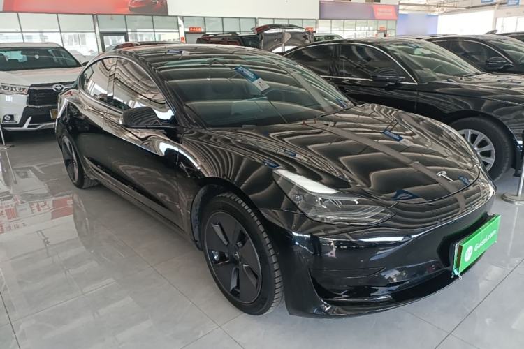 Tesla Model 3 2022 — 3