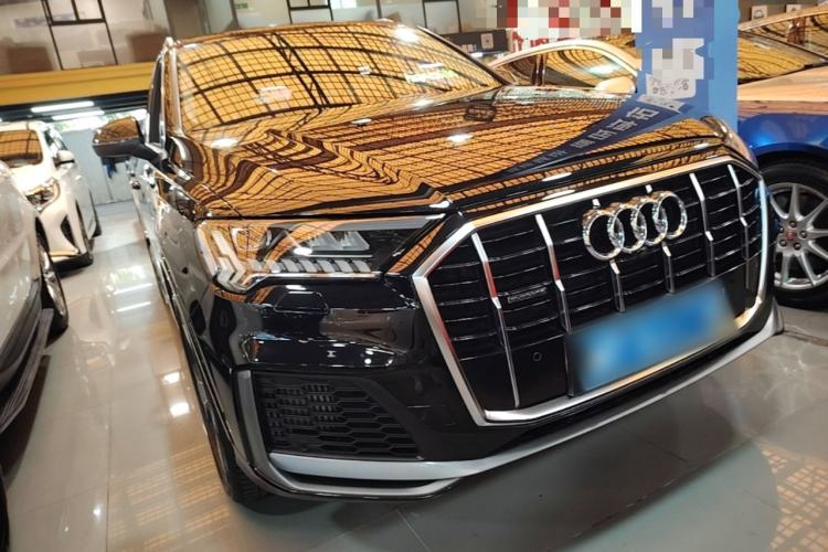 Audi Q7 2020 — 3