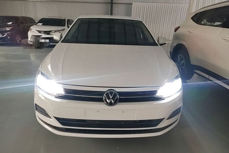 Volkswagen Polo 2023 — 2