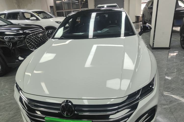 Volkswagen CC 2024 — 2