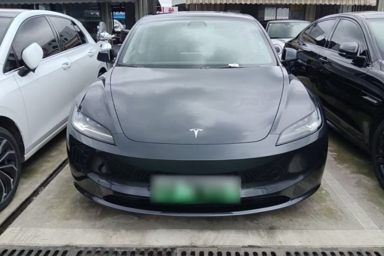Tesla Model 3 2023 — 2
